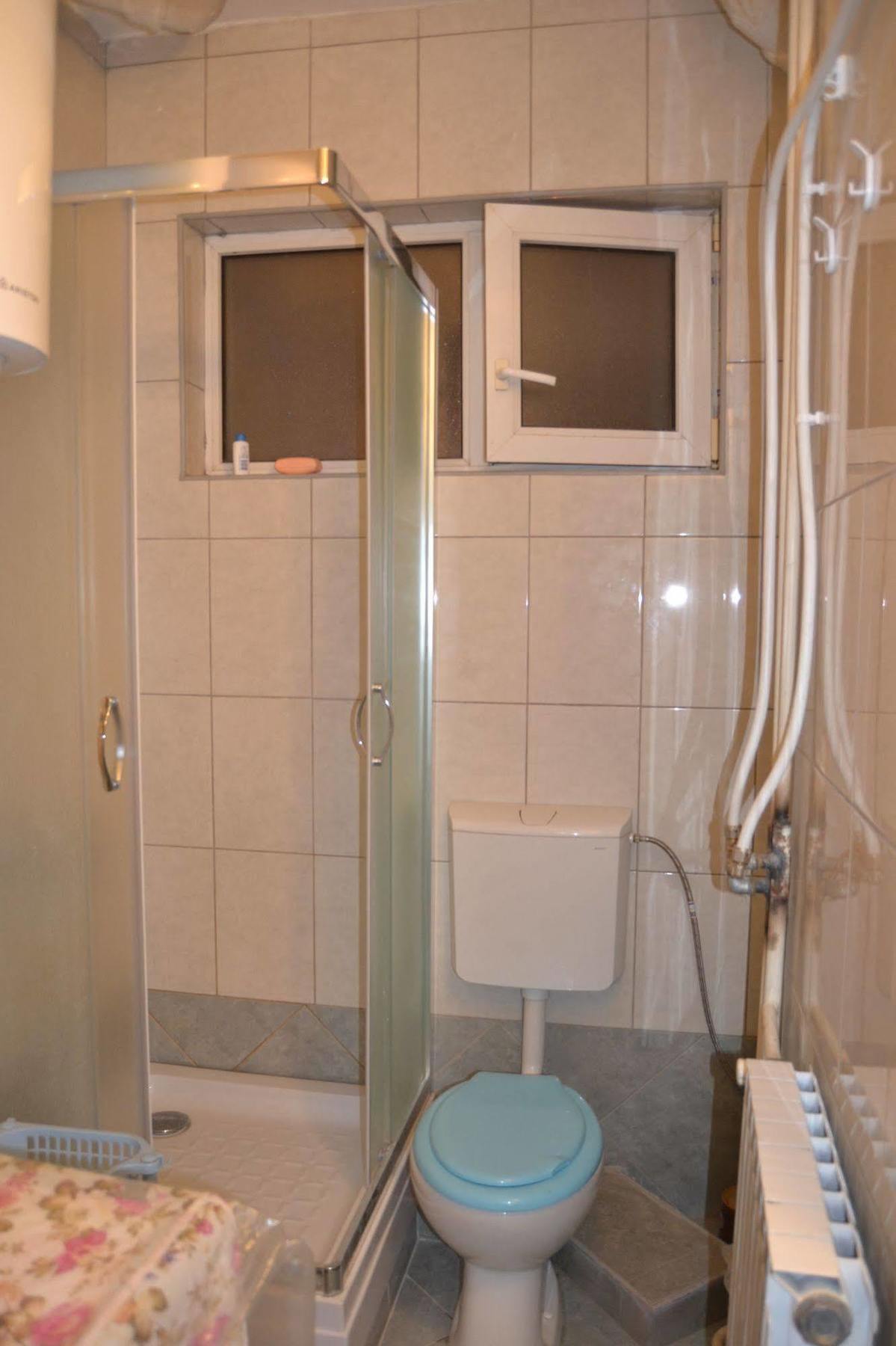 Hostel Valentin 2 Скопие Екстериор снимка